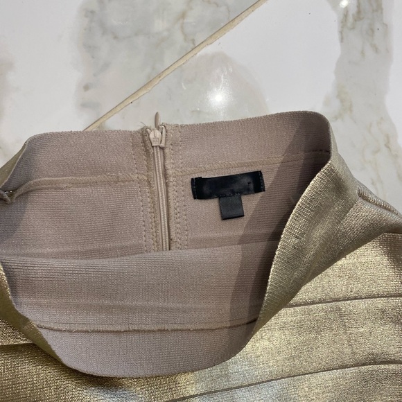 Mini Gold pencil skirt - Picture 3 of 3